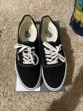 Vans Authentic Classic Black/True White Canvas Skate Shoes Men's Size 12